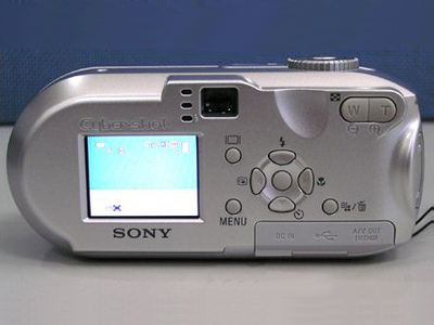 经典便携之选 索尼DSC-P73数码相机产品图赏